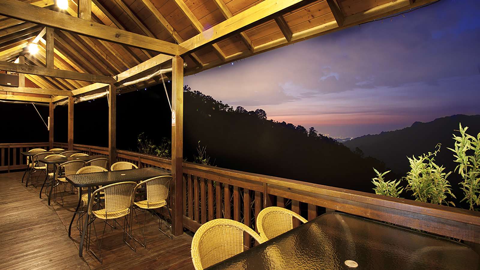 雲閒居民宿｜台中包棟 封面